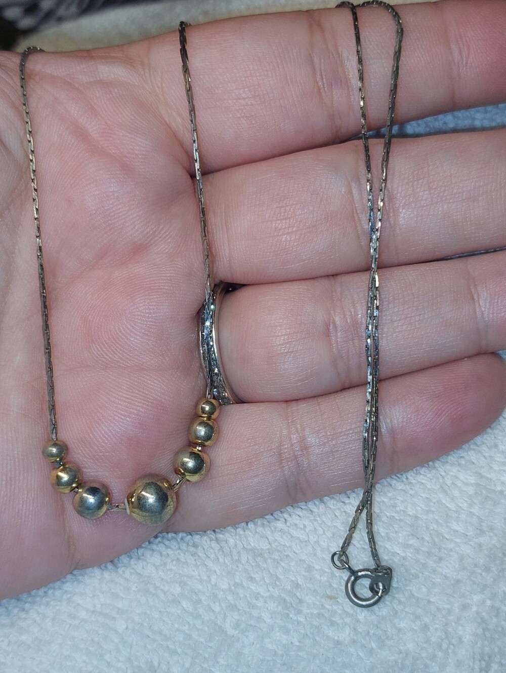 Elegant Two-Tone Beaded Necklace - Gold and Silver